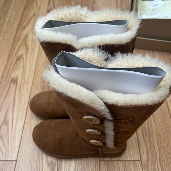 ugg bailey button boots - Picture 5 of 6